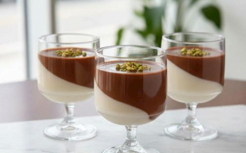 2 Renkli Muhallebi Tarifi