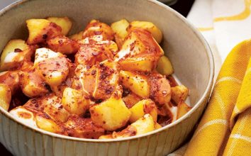 Aioli soslu patatas bravas