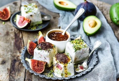 Antep fıstıklı ve incirli avokado semifreddo