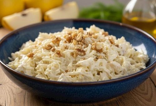 Ayvalı Kereviz Salatası Tarifi