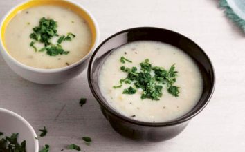 Bayat ekmek çorbası