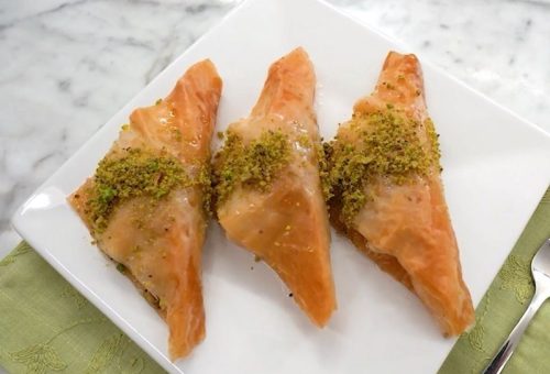 Bayram Sofralarına Özel Şöbiyet Tatlısı