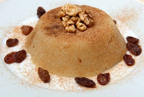 Cevizli İrmik Helvası