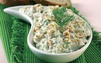 Cevizli Kabak Salatası