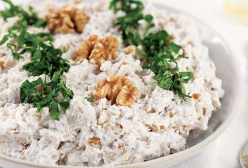 Cevizli kereviz salatası