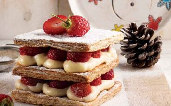 Çilekli milföy pasta