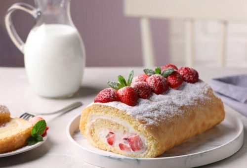 Çilekli Rulo Pasta Tanımı