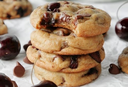 Damla Çikolatalı Vişneli Kurabiye Tanımı