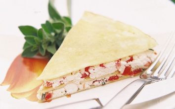 Domatesli krep böreği