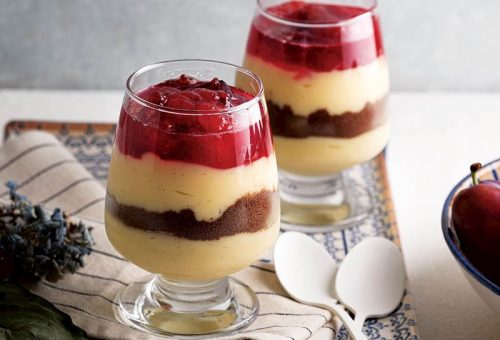 Erik reçelli pastacı kreması tatlısı