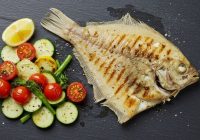 Fırında Sebzeli Kalkan Balığı Tarifi