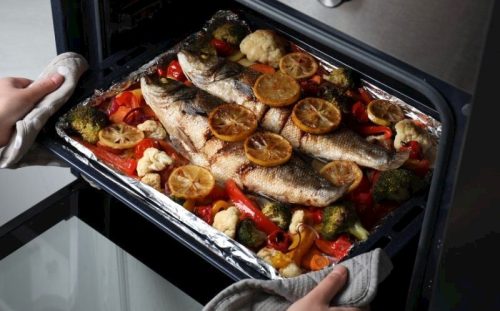 Fırında Sebzeli Levrek Tarifi