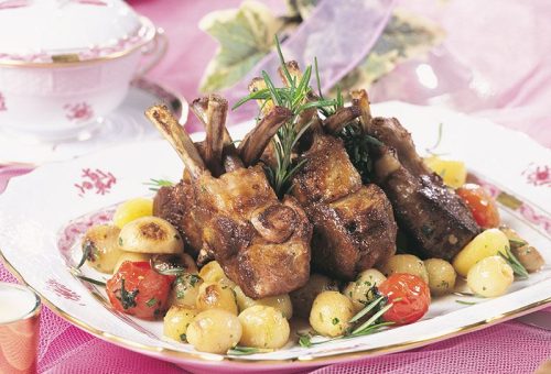 Fırında sebzeli pirzola