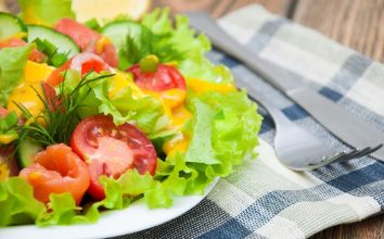 Hardal Soslu Yeşil Salata