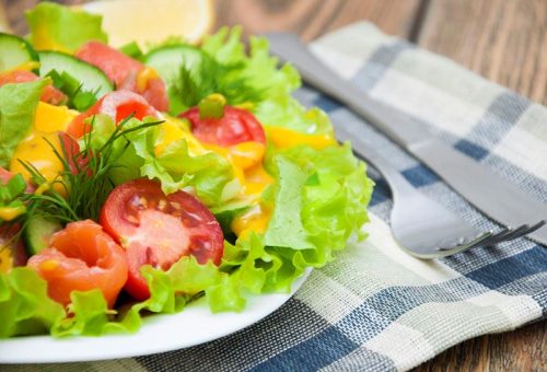 Hardal Soslu Yeşil Salata