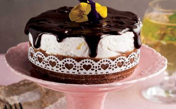 HAŞHAŞLI ÇİKOLATALI KÜÇÜK CHEESECAKE