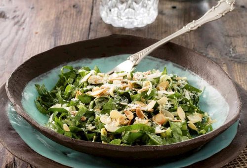 Isırgan otlu salata