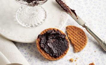 Kahvaltılık sürülebilir çikolata