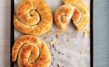 KALECİK CEVİZLİ BÖREK