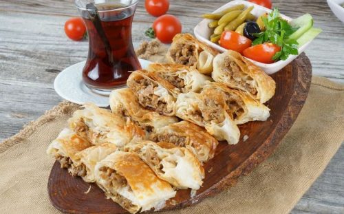 Karaköy Böreği