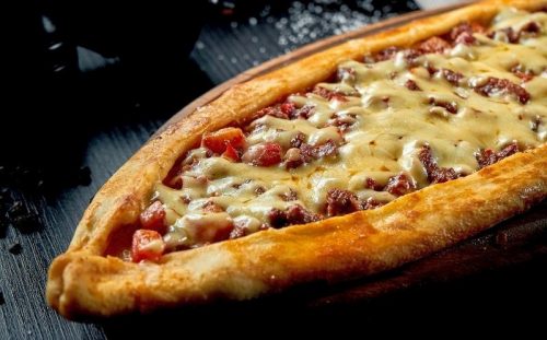 Kavurmalı Kaşarlı Pide Tanımı
