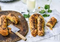 Kıymalı El Açması Börek