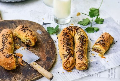 Kıymalı El Açması Börek