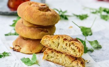 Köz Patlıcanlı Gül Böreği