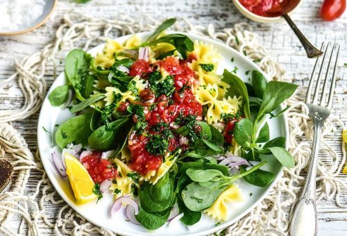 Makarna salatası