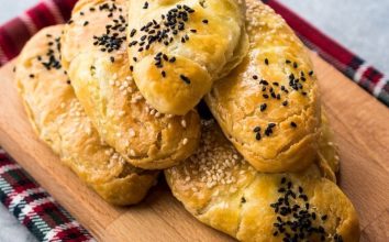 Mayasız Kıymalı Poğaça Tanımı