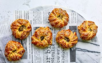 Mercimekli Çörekimsi Börek