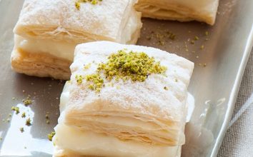 Muhallebili milföy tatlısı