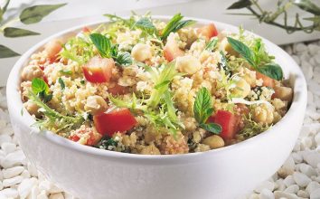 Nohutlu bulgur salatası