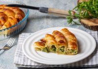 Otlu Dolama Böreği Tarifi