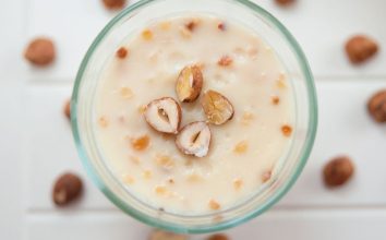 Pastane Usulü Fındıklı Muhallebi Tarifi