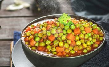 Patatesli Havuçlu Bezelye Yemeği Tarifi