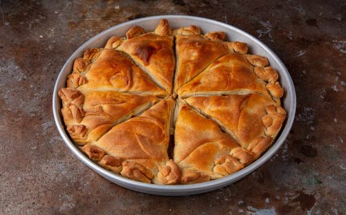 Patlıcanlı El Açması Börek