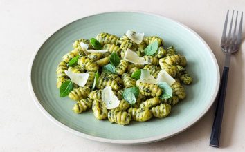 Pesto Soslu Gnocchi Tarifi