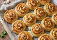 Peynirli Gül Böreği Tarifi