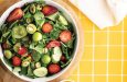 ROKALI YEŞİL ERİK SALATASI
