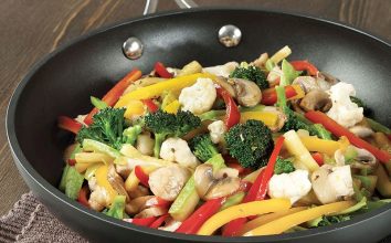 Soya soslu karışık zerzevat sote