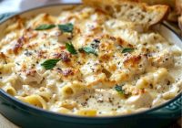 Tavuklu Fırın Makarna