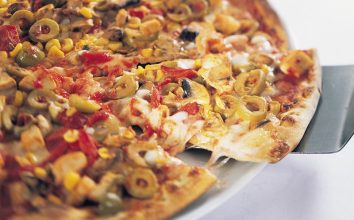 Tavuklu Ve Mantarlı Pizza