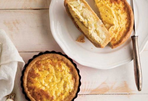 Taze Sarımsaklı Ve Patatesli Kiş