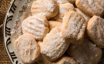 Üç Materyalli Un Kurabiyesi