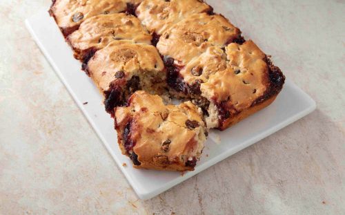 Vişne Reçelli Tam Muffin