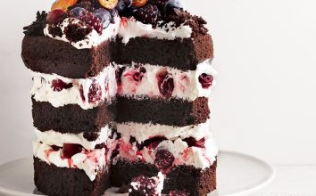 Vişneli karaorman pastası