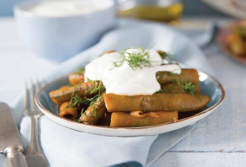 Yoğurtlu taze bakla yemeği