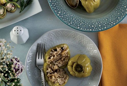 Zeytinyağlı biber dolması